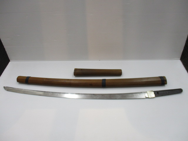 刀剣高価買取致します。奈良線生駒駅からすぐの買取専門店大吉グリーンヒルいこま店です。