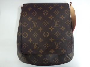 大吉調布店で買取したヴィトン（LV）のブランドの品物