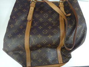 大吉調布店で買取したヴィトン(LV)