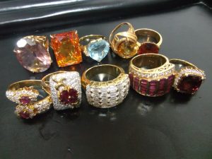 色石,買取り,海老名,座間,綾瀬,相模原