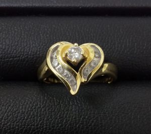 多摩市で金、貴金属は買取専門店 大吉 聖蹟桜ヶ丘オーパ店で高価御買取中!!