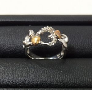 多摩市で金、プラチナは買取専門店 大吉 聖蹟桜ヶ丘オーパ店で高価御買取中!!