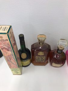 E45AAE88-4306-4C11-B701-FEF99E322EC2