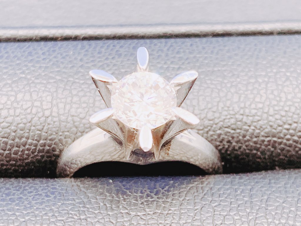 ダイヤを超高価買取💎大吉イオン高知店です🌟