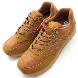 大吉鶴見店でニューバランスのスニーカーをお買取り致しました