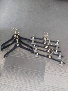 i-img900x1200-1560336022glsld3464032