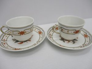 ブランド陶器などもお買取致します!奈良線生駒駅からすぐの買取専門店大吉グリーンヒルいこま店です。