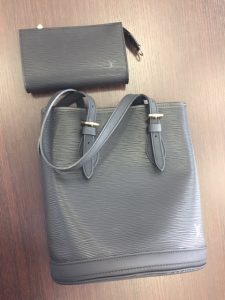 ヴィトン エピ プチバケット