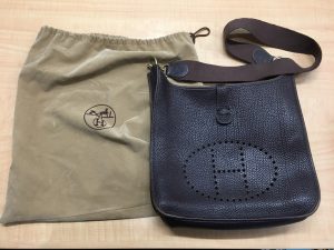 6CDF9E81-17E5-42BF-9B9B-B6F560654ED3