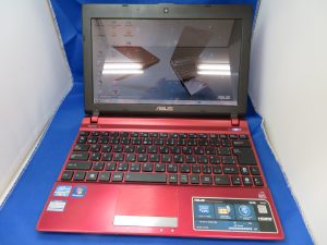 本日はノートパソコンをお買取りをさせて頂きました。