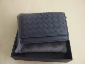 ボッテガヴェネッタ 名刺入れ