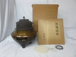 春斎造・鉄釜お売り頂きました！買取専門店大吉羽曳野店