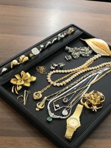 貴金属買取松山市