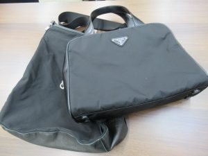 プラダ買取松山