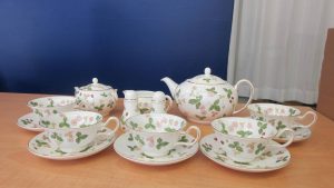 ワイルドストロベリー　ティーセット