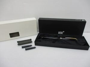 万年筆お買取致します!奈良線生駒駅からすぐの買取専門店大吉グリーンヒルいこま店です。