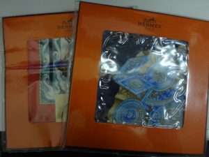 大吉調布店で買取したエルメスのスカーフ