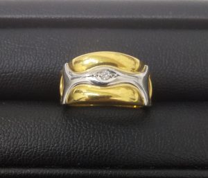 多摩市で金、プラチナは買取専門店 大吉 聖蹟桜ヶ丘オーパ店で高価御買取中！！