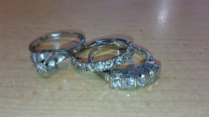 ダイヤモンド　貴金属　プラチナ　ジュエリー　アクセサリー　宝飾品　買取　買い取り　東京　江戸川区　葛西