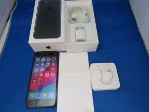本日はiPhone　アイホンのお買取りさせて頂きました。