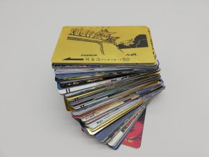 テレホンカードを売るなら大吉国立店へ!!