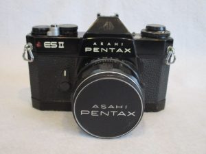 カメラのお買取は大吉松江店にお任せください！古いフィルムカメラから最新デジカメまでお買取り☆