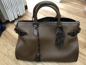 アヴァーヌドクターバッグ