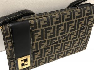 古いモデルでも大丈夫！ブランドバッグお買取りは買取専門店大吉イオンモール今治新都市店にお任せください！