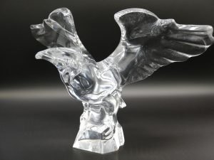 大吉国立店でバカラの置物をお買取りしました!!