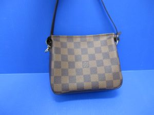 LV ダミエ　トゥルースメイクアップ 　N51982