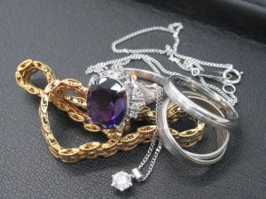 貴金属買取松山市