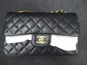 大久保の皆様、シャネルの買取なら大吉イズミヤ西神戸店へ。