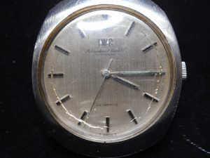 IWC シャウハウゼン オートマティック 風防割れ