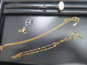 本日は貴金属ネックレス・リングをお持ち頂きました。