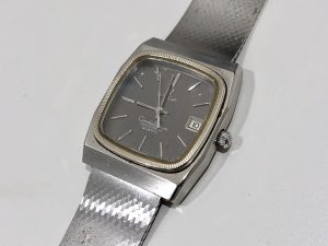 古いモデルでも高価買取いたします!ブランド時計の買取は買取専門店大吉 西友長浜楽市店にお任せください!