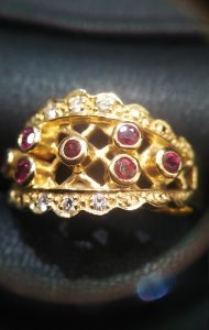 金相場高騰中！！貴金属の買取りは買取専門店大吉エスモール鶴岡店へ