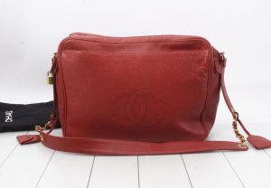 シャネル キャビア ショルダーバッグ