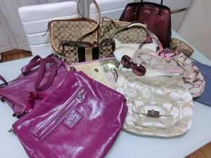 大量COACHバックのお買取りを致しました!(香川県)