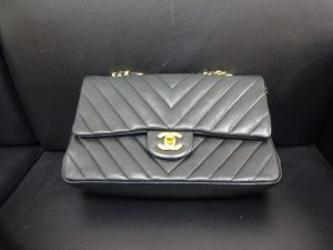 シャネルはやっぱり高額。買取専門店大吉 JR八尾店(志紀、柏原、布施、青山、東大阪、平野、八尾、恩智、高安)JR八尾駅