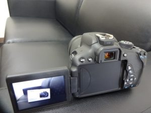 年末大掃除でカメラを買取専門店 大吉 JR八尾店へ。JR八尾駅徒歩約1分。(志紀、柏原、加美、平野、山本、青山、恩智、高安、布施、東大阪)