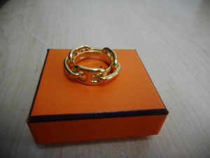 Hermès エルメス シェーヌダンケル スカーフリング