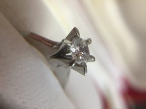 ダイヤ縦爪,ダイヤ,縦爪,婚約指輪