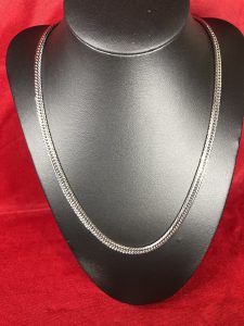 プラチナネックレス