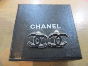 大吉 武蔵小金井店 シャネル　ピアスの画像です。