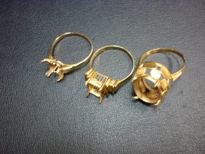 奈良県 金 リング 指輪 破損 買取 王寺