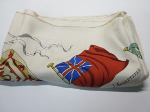 エルメスのスカーフをお買取りしました大吉鶴見店です。