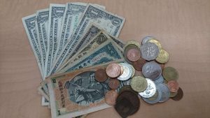 1573002018120-300x169