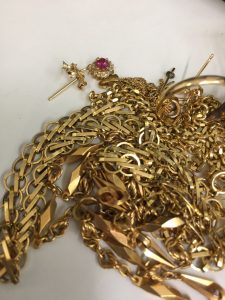 ☆貴金属☆のアクセサリー類、お買取りなら買取専門店大吉草加店へ!