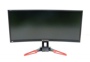 大吉鶴見店で曲面ディスプレイをお買取り致しました