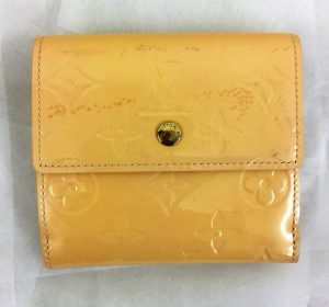 A055634E-34BC-4962-96C1-8C1719943158